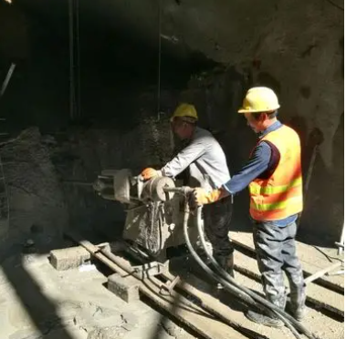 乐山水下抗分散灌浆料特点 水下不分散注浆料介绍